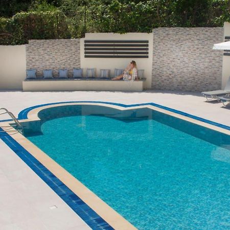 Fouxia Apartments And Studios Perama  Bagian luar foto