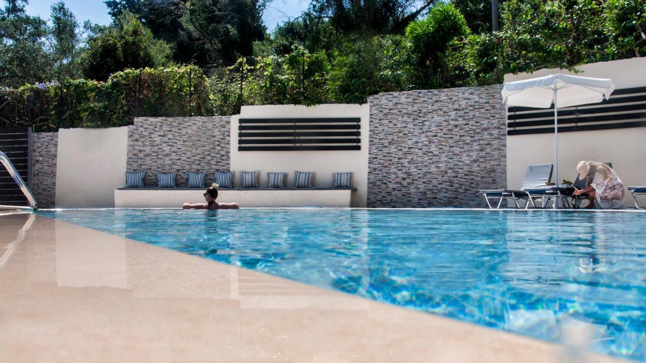 Fouxia Apartments And Studios Perama  Bagian luar foto