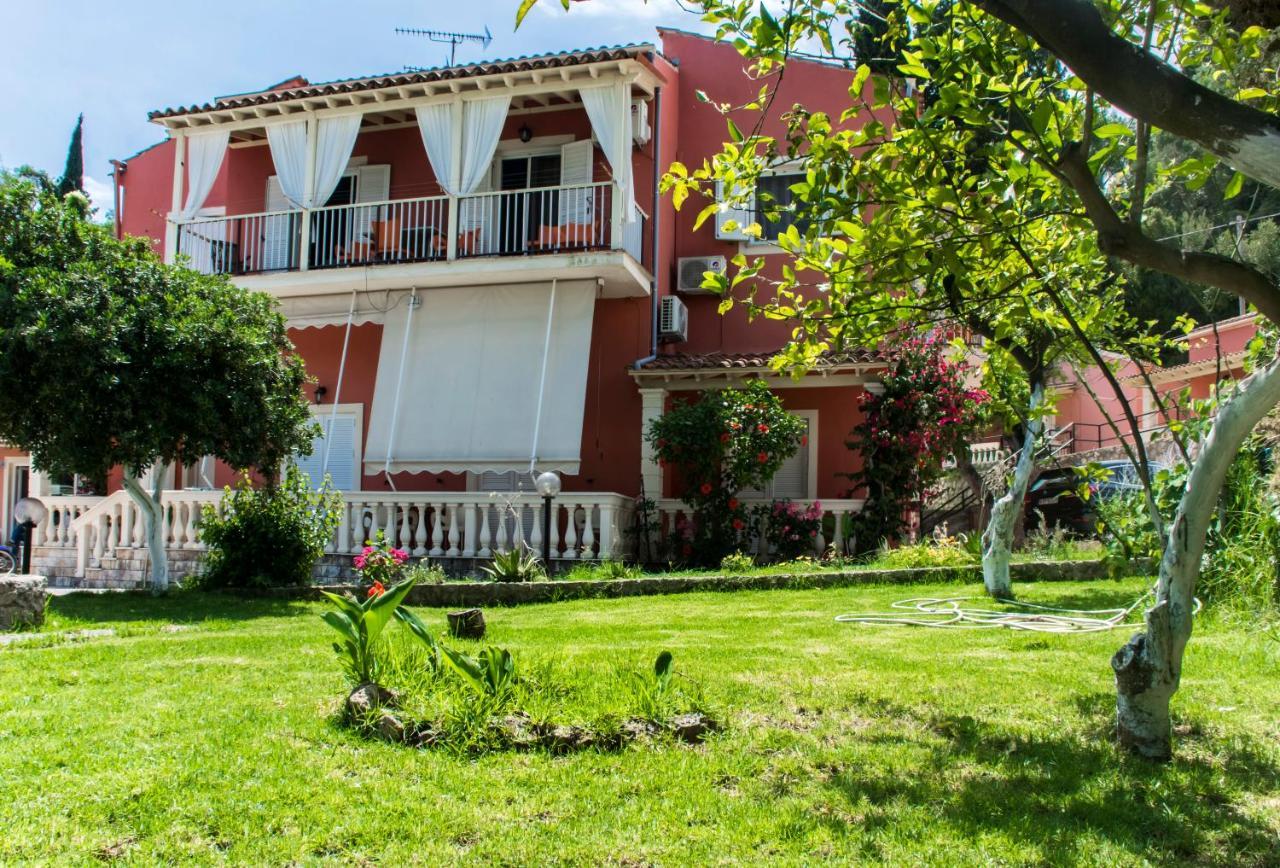 Fouxia Apartments And Studios Perama  Bagian luar foto