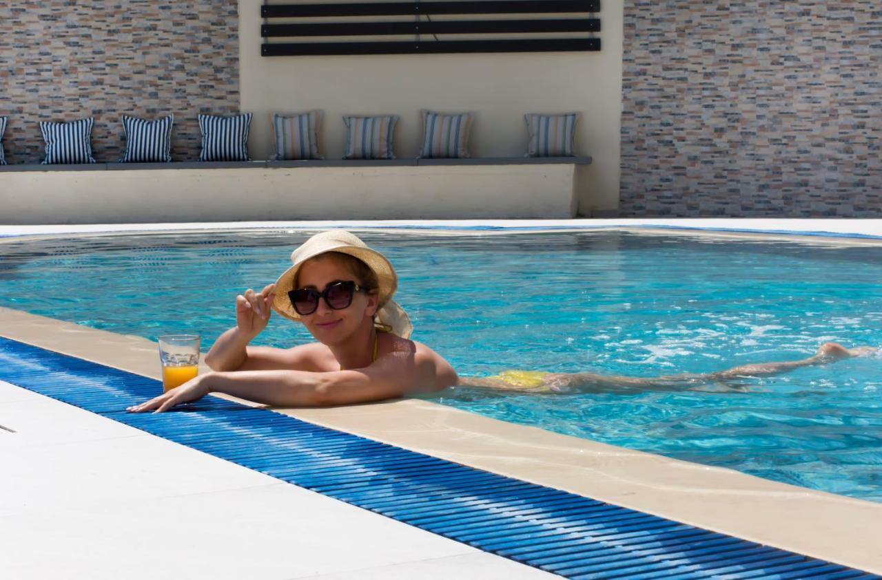 Fouxia Apartments And Studios Perama  Bagian luar foto